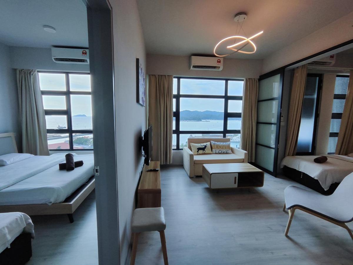 Jesselton Quay Apartment