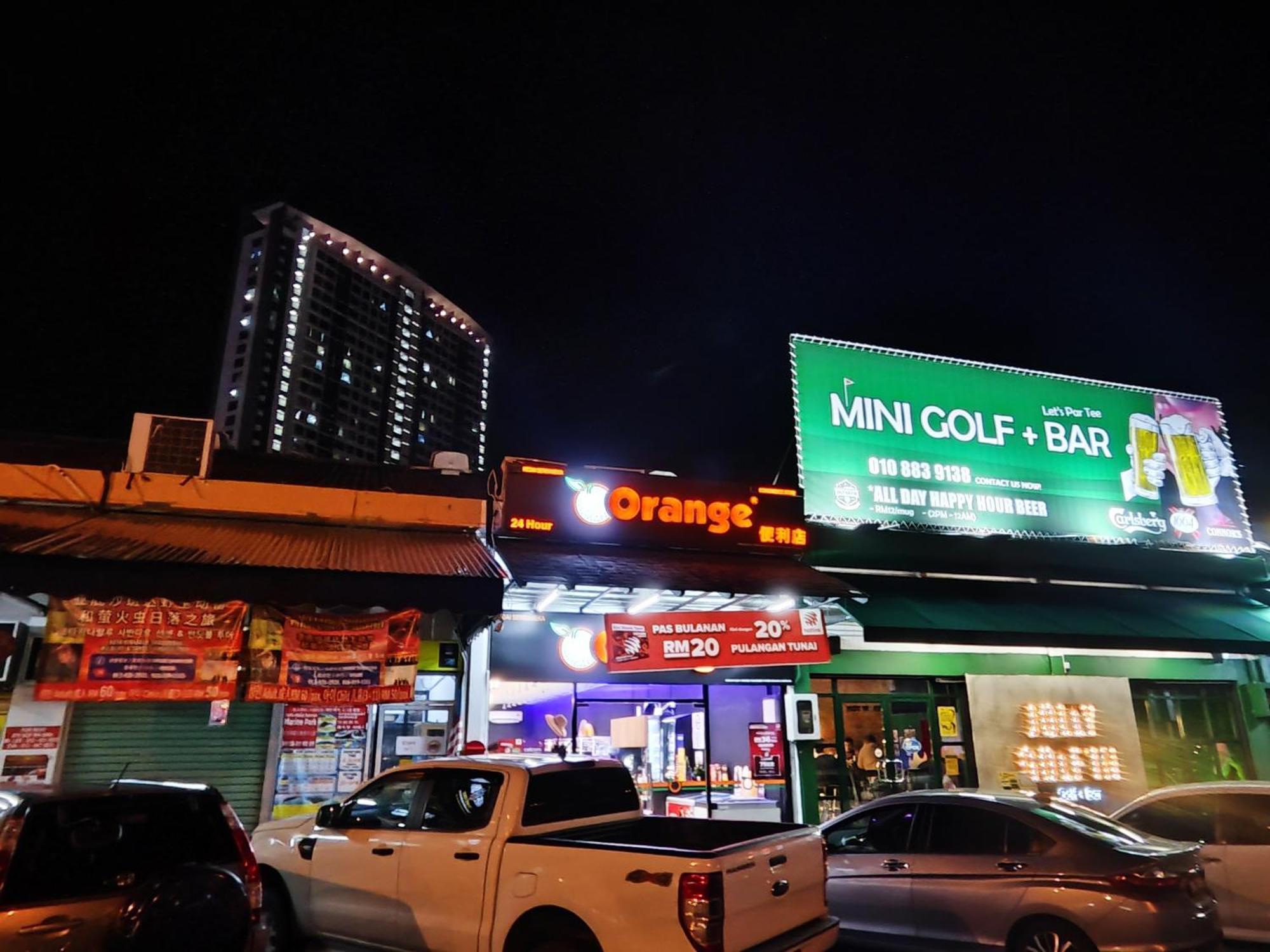 Jesselton Quay Apartment *
