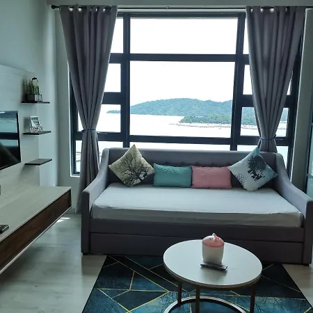 Jesselton Quay Suites Kota Kinabalu Exterior photo