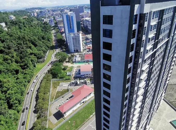 Jesselton Quay Suites