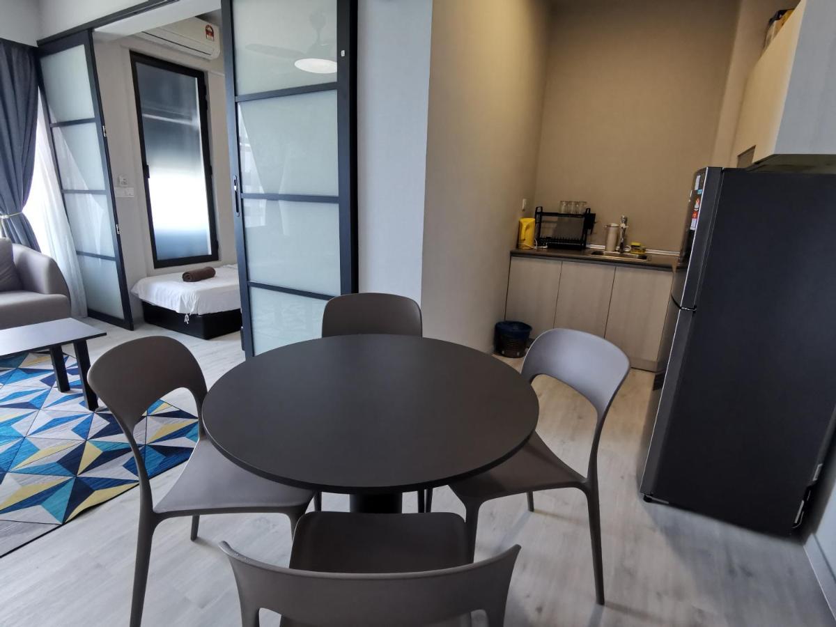 Jesselton Quay Apartment *
